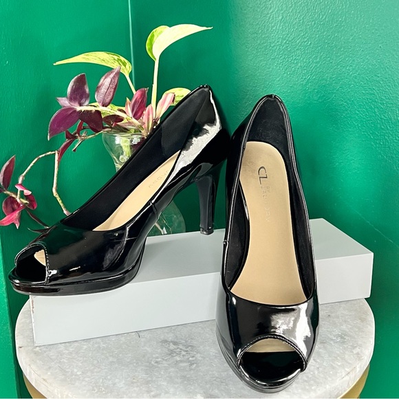 Chinese Laundry Black Platform Patent Leather Peep Toe Pump - Picture 7 of 7